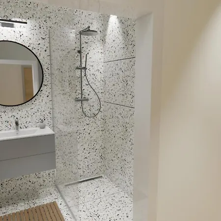 20 Min Od Centrum Warszawy Przytulny Z Ogrodkiem